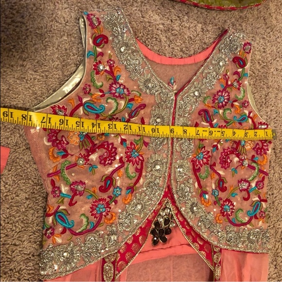 Indian Pakistani Salma Dawood Bridal Wear - Picture 9 of 11